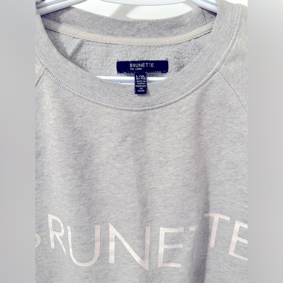 BRUNETTE THE LABEL CLASSIC CREW NECK SWEATSHIRT, PEBBLE GREY, Women’s size L/XL - Picture 5 of 5